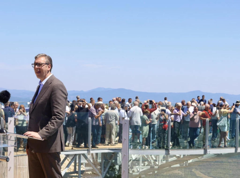 409500_izbori-istrazivanje-vucic_f.webp