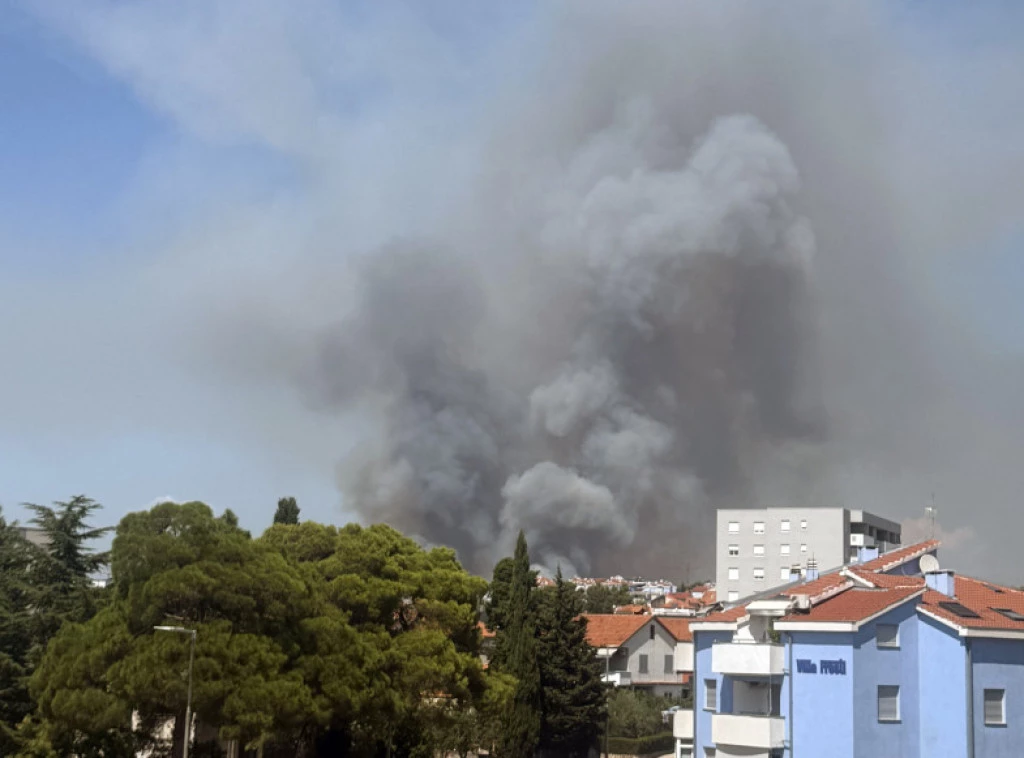 413386_zadar-pozar-kanaderi_f.webp