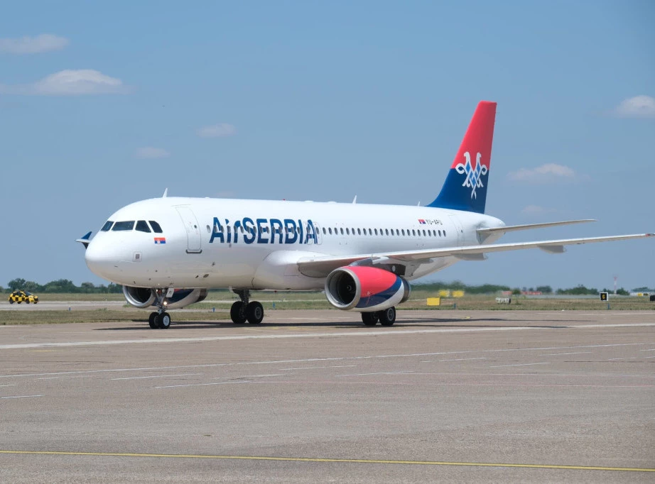 413692_авион-појацање-ерсрбија_ф.wебп