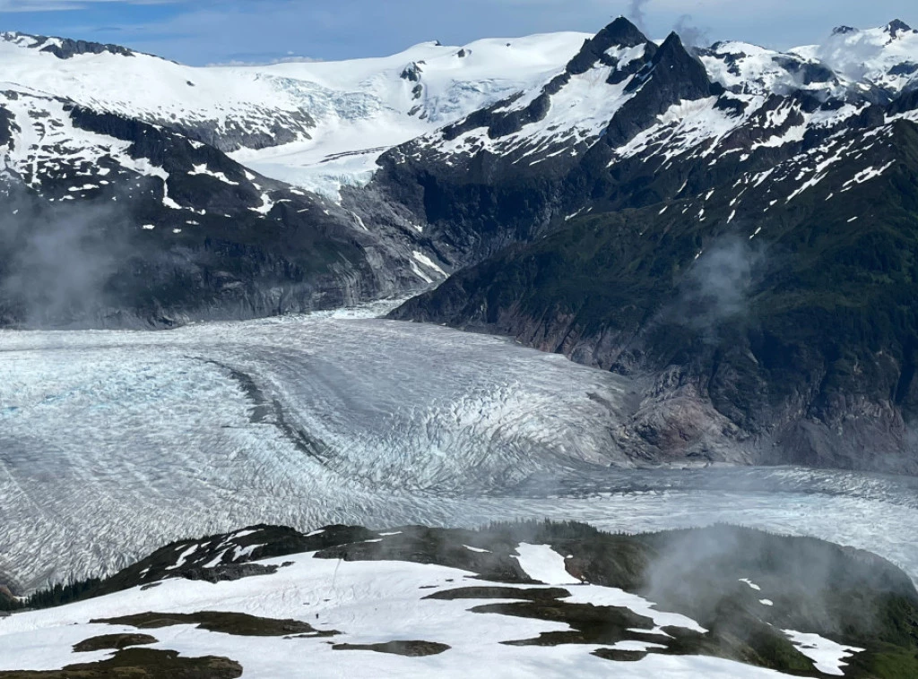 414774_alaska-daily-life_f.webp