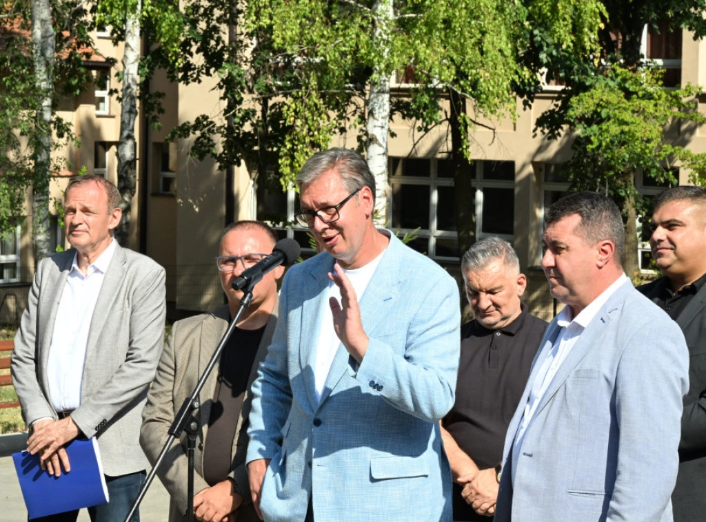 415690_vlasotince-poseta-vucic_f.webp