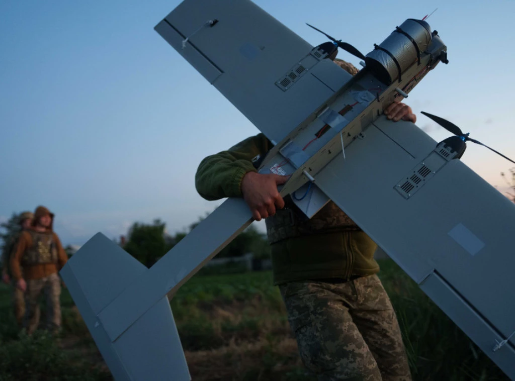 415704_russia-ukraine-war-midrange-drones_f.webp