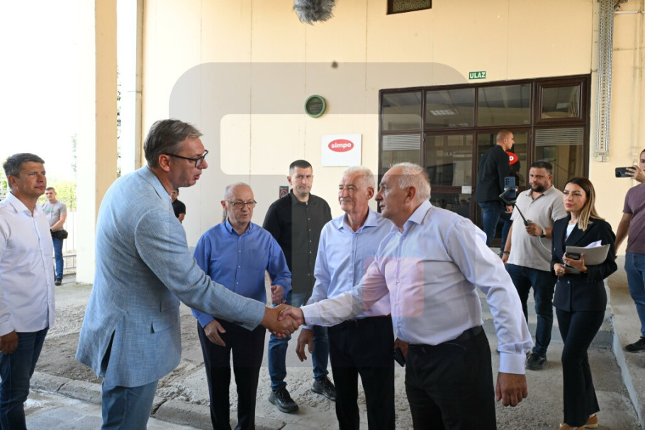415728_vucic-simpo-bujanovac_iff.jpg