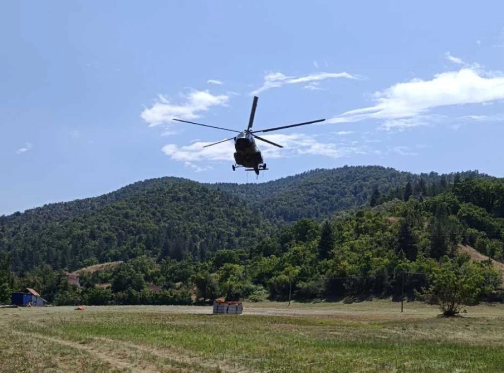 415997_vojska-pozar-helikopter_f.webp