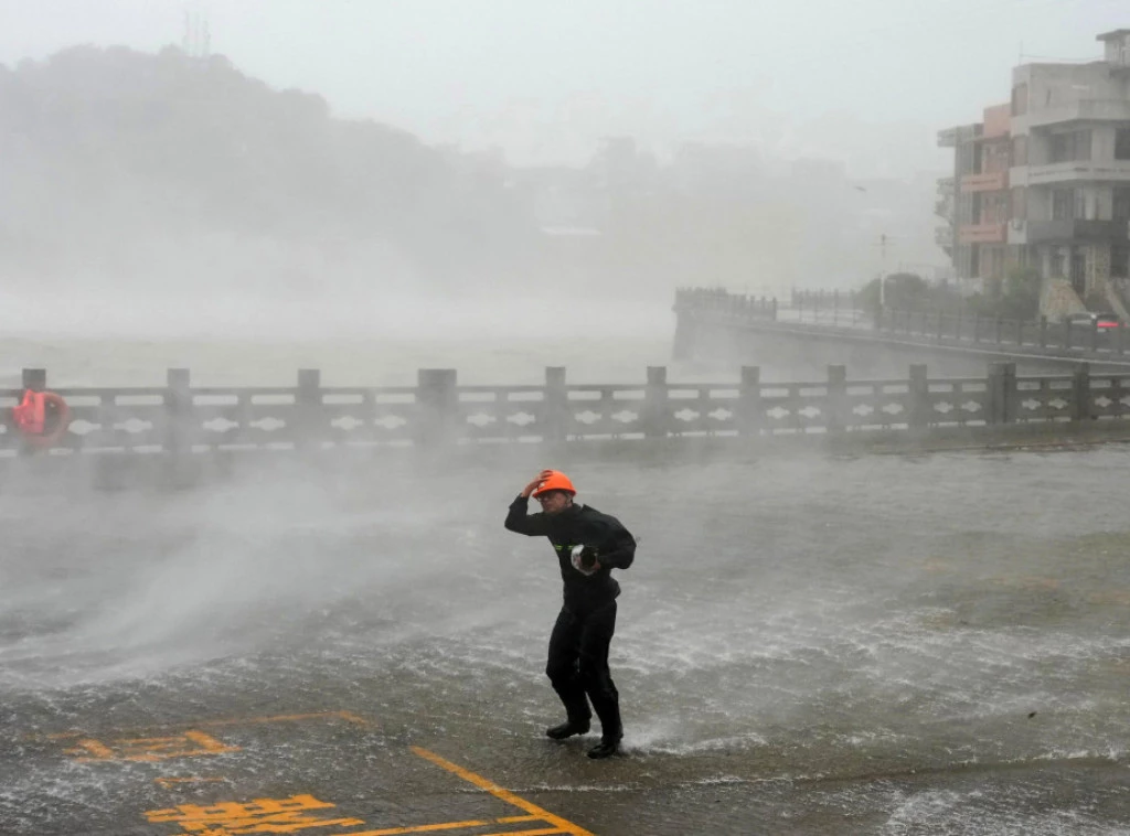 416306_china-asia-storms_f.webp