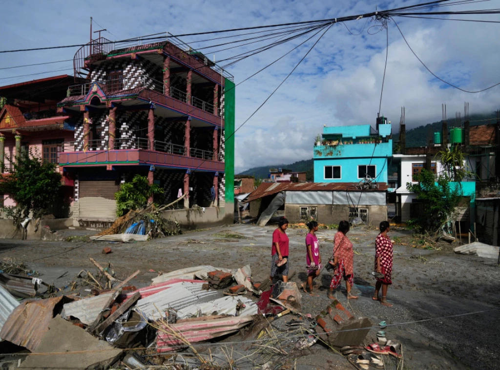 417069_aptopix-nepal-flash-floods_f.webp