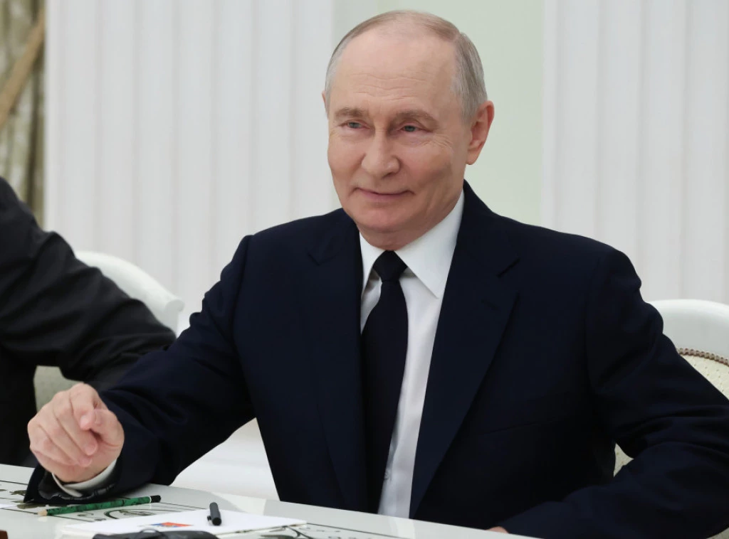 417112_russia-india_f.webp