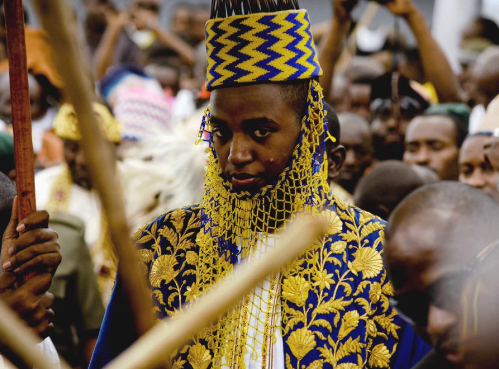 417125_uganda-death-of-boy-king_f.webp