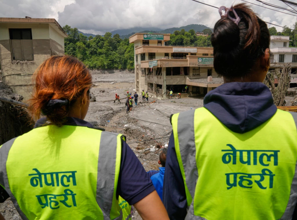 417509_nepal-flash-floods_f.webp